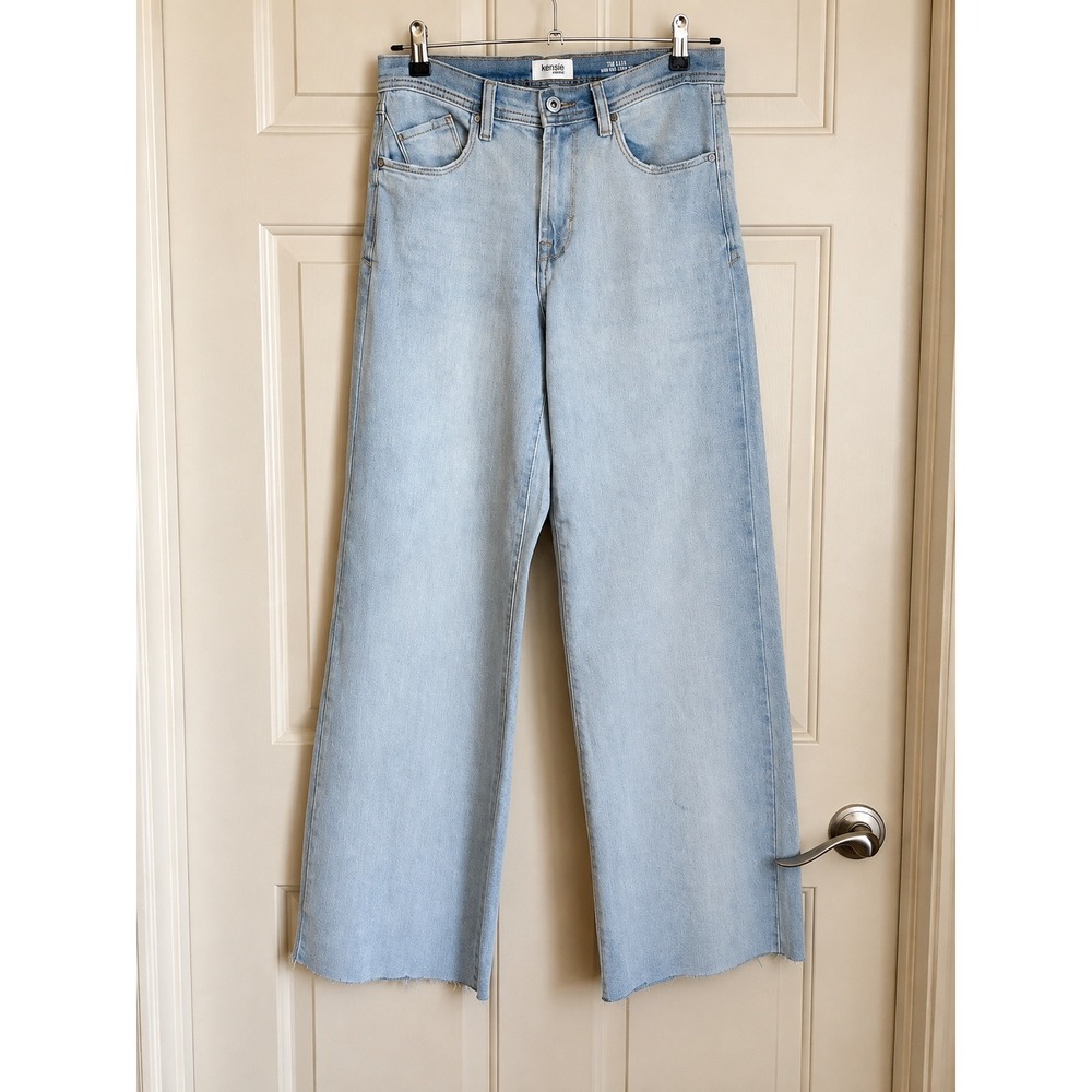 Kensie The Kaya High Rise Wide Leg Jeans Light Wash Raw Hem 90s Denim Size 6